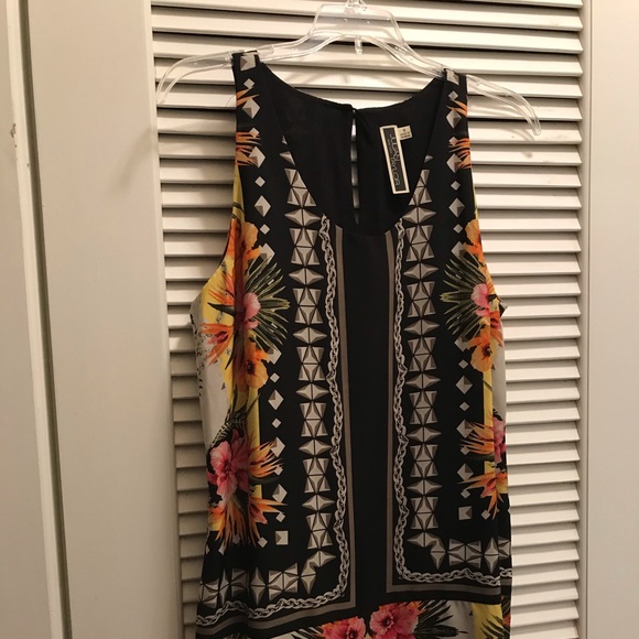 Julian Taylor Hawaiian 🌺 Flowered Printed Dress - Picture 2 of 3